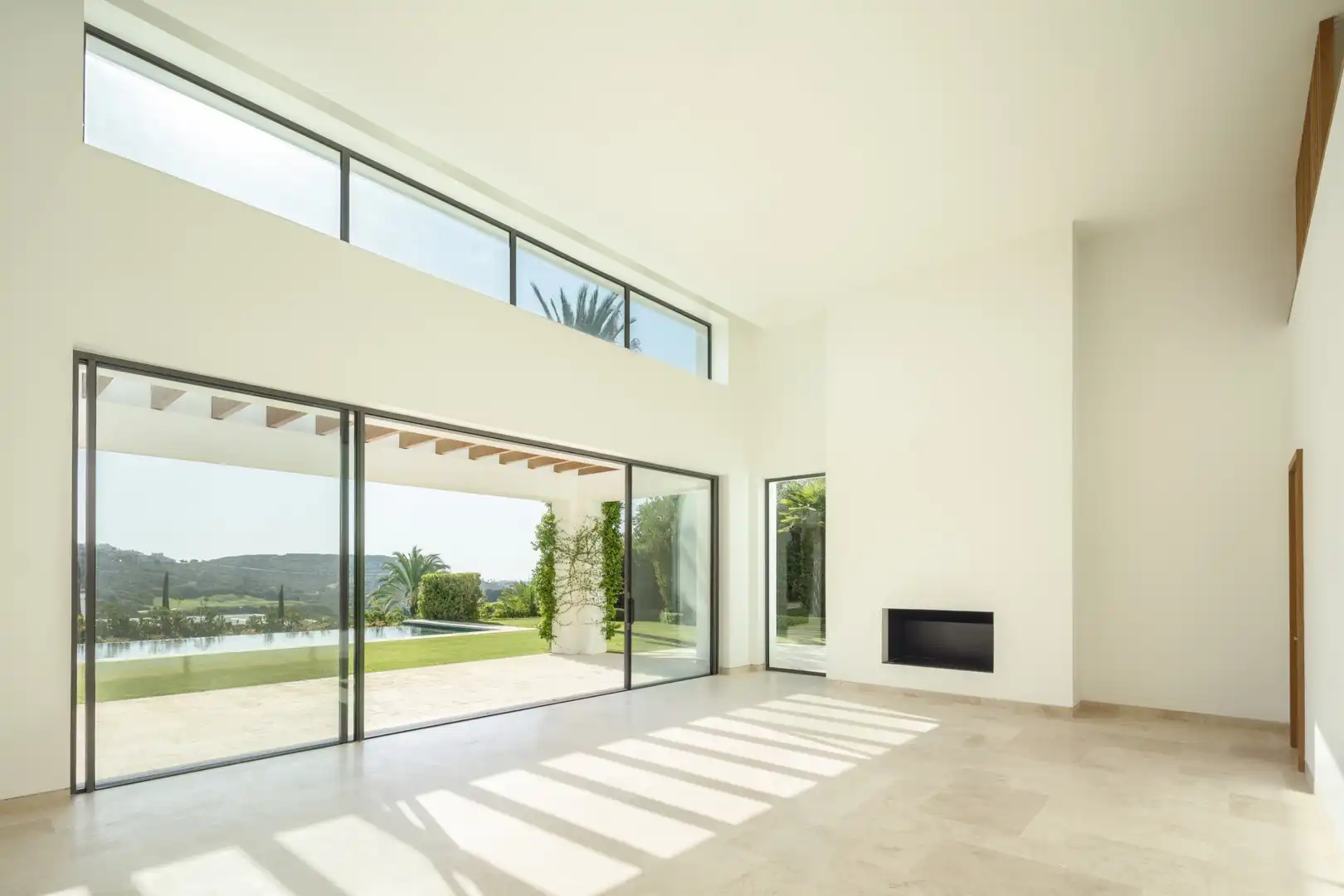House with pool for sale in Estepona Pueblo, imagen 8