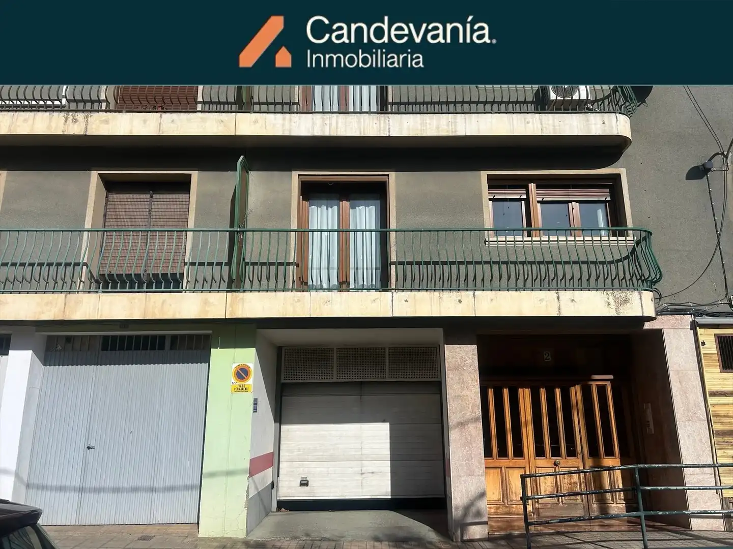 Aparcament en venda a Avenida Candevania 20