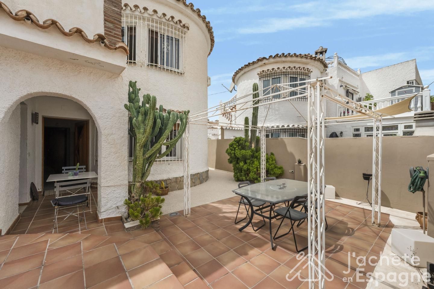 Jardí de Casa o xalet en venda en Benalmádena amb Aire condicionat, Calefacció i Terrassa