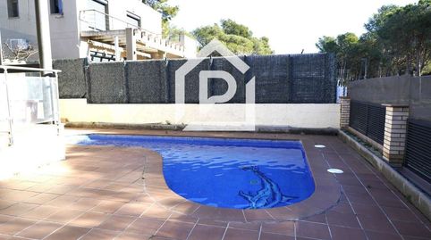 Preciosa casa unifamiliar en La Garriga  4 dormitorios, 3 baños