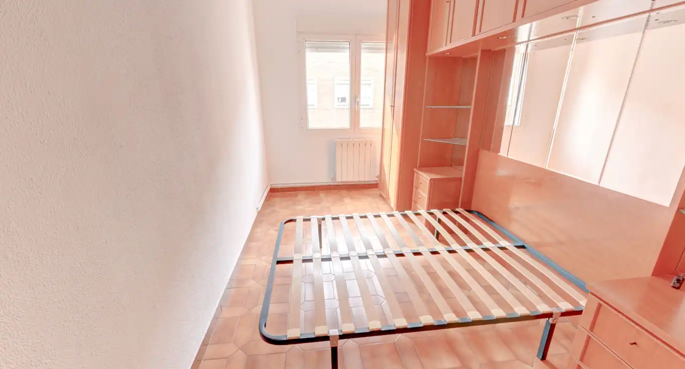 Bedroom of Flat for sale in Zaragoza  with Heating