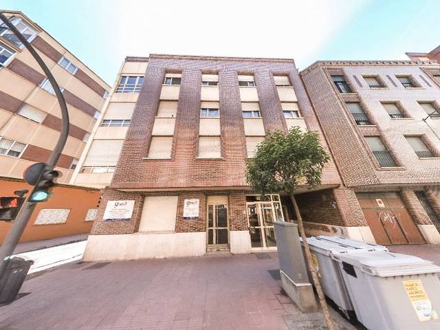 Piso en Venta en Calle de Nicasio Perez, 22 en Circular