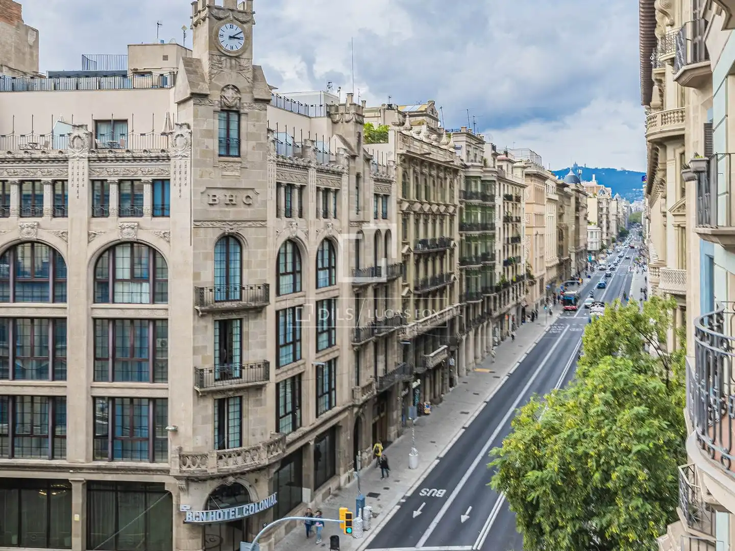 Vista exterior de Piso en venta en Barcelona con Aire acondicionado, Calefacción y Balcón