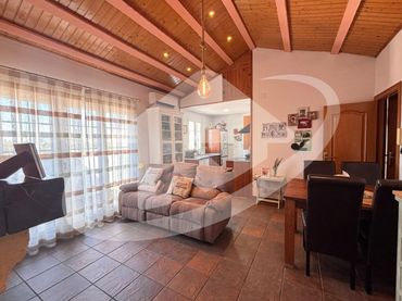 Adosado con balcón en venta en Carrer BESIBERRI DEL