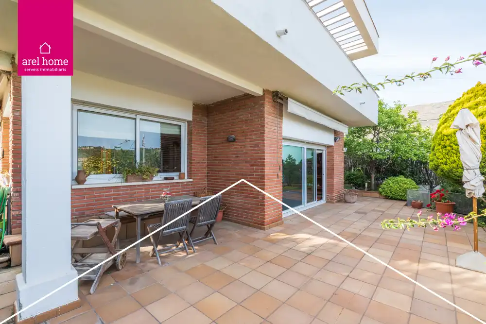Terrace of Houses for sale in Sant Just Desvern  with Heating, Private garden and Parquet flooring
