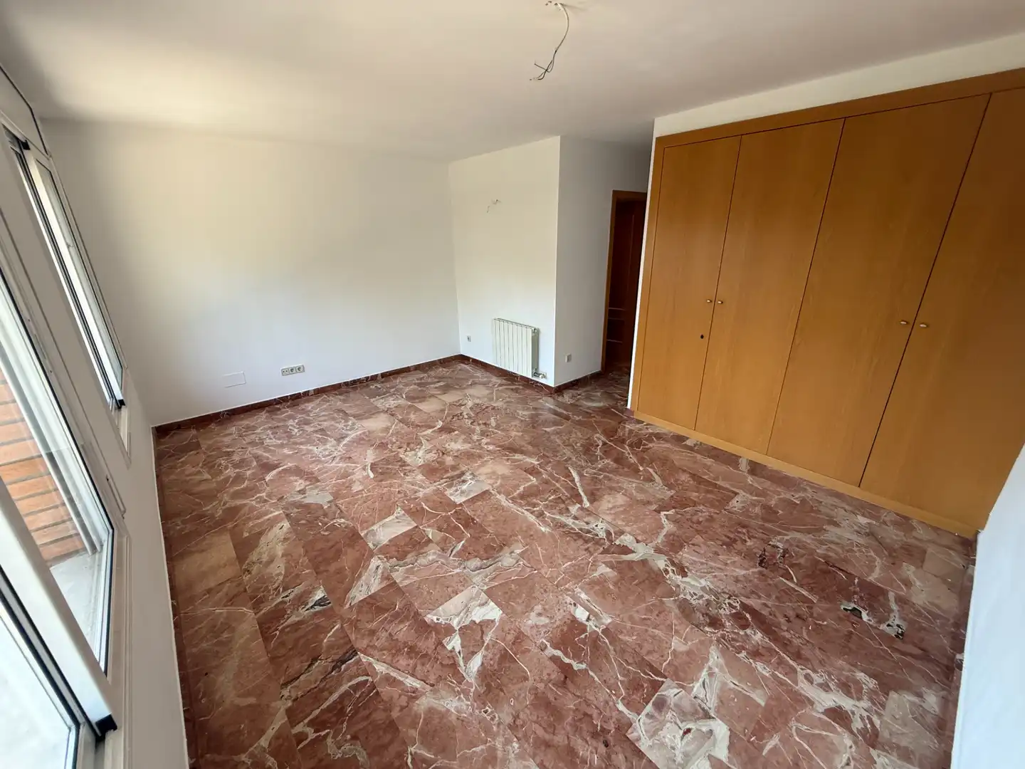 Einfamilien-Reihenhaus zum Verkauf in L'Ametlla del Vallès mit Klimaanlage, Heizung und Privatgarten