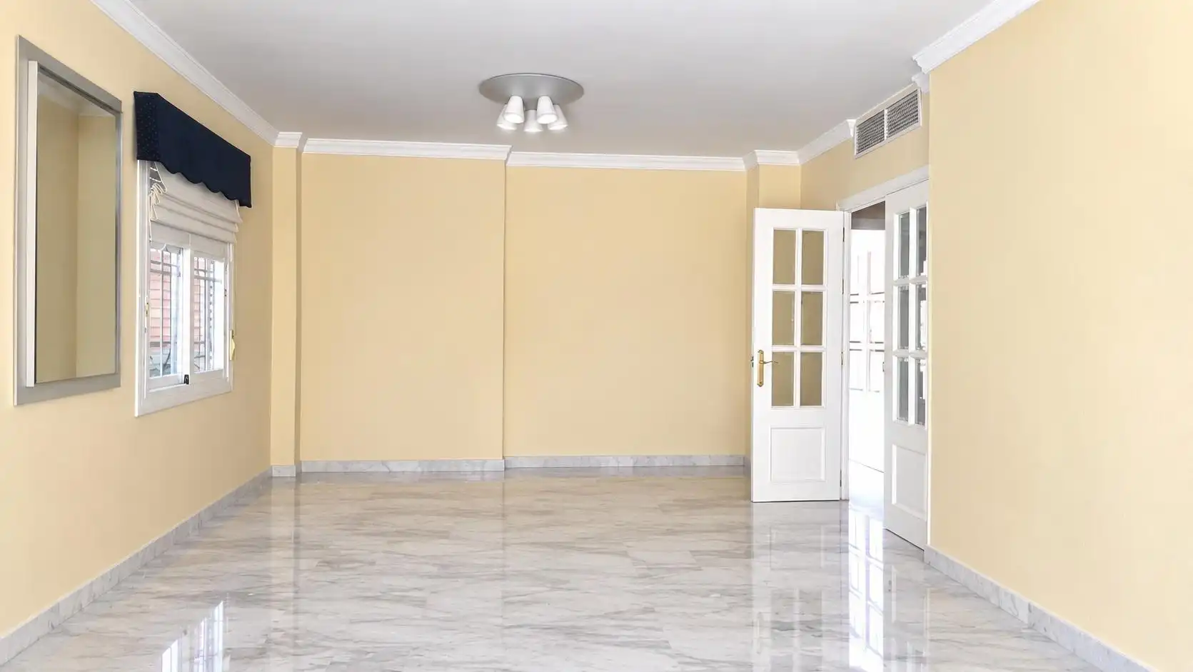 Casa pareada con piscina en venta en Avenida SANTA BEATRIZ DE SILVA, imagen 5