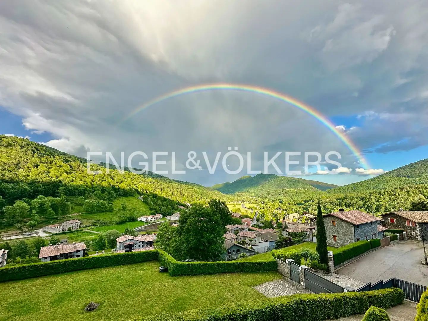 Vista exterior de Casa o xalet en venda en Llanars amb Calefacció, Jardí privat i Parquet