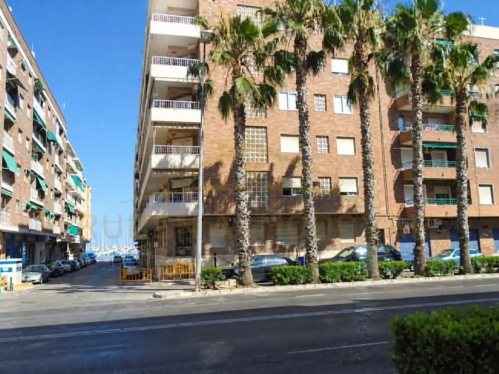 Wohnung zum Verkauf in Avenida Doctor Gregorio Marañon 35