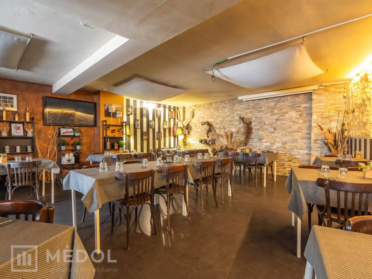 Local commercial à louer à Calle Méndez Núñez 7, imagen 7