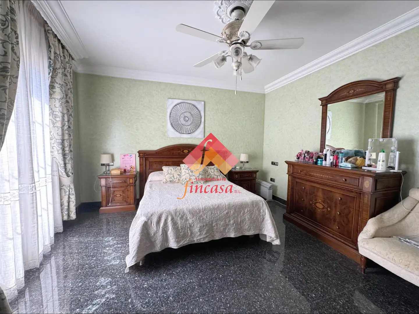 Bedroom of Flat for sale in Casco Histórico