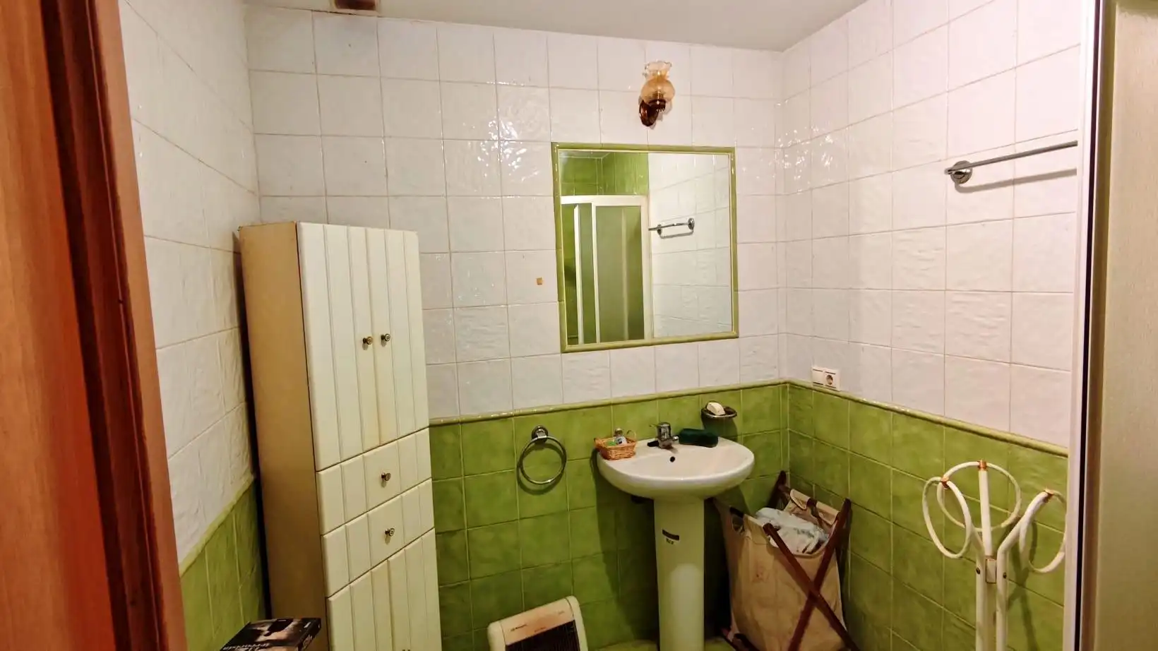 Baño de Finca rústica en venta en Carcaboso con Aire acondicionado, Calefacción y Jardín privado