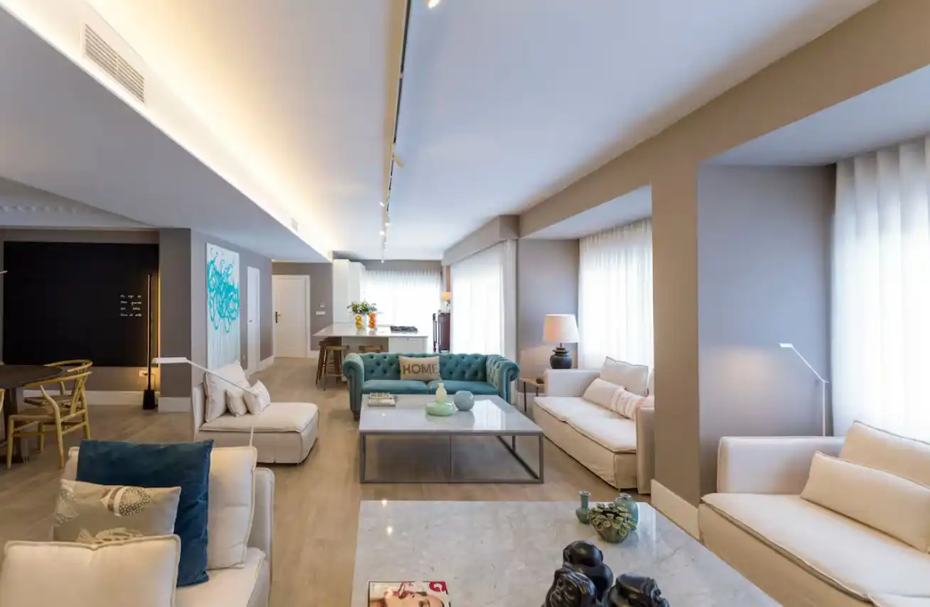 Sala d'estar de Apartament de lloguer en Alicante / Alacant amb Aire condicionat, Calefacció i Parquet