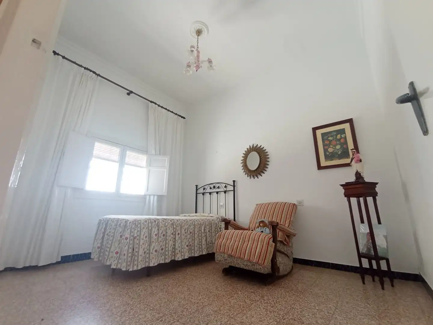 Sala d'estar de Casa o xalet en venda en Chipiona amb Calefacció