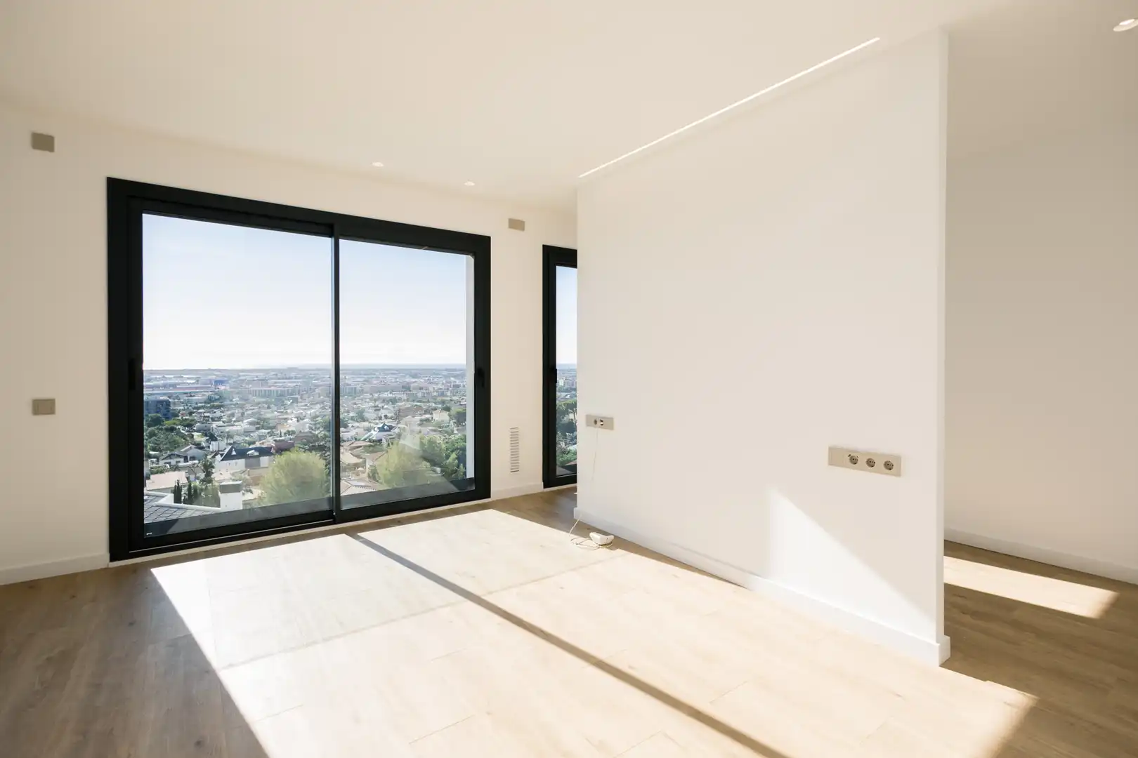 Neubau-Villa mit Terrasse zum Verkauf in Torrent Ballester, imagen 16