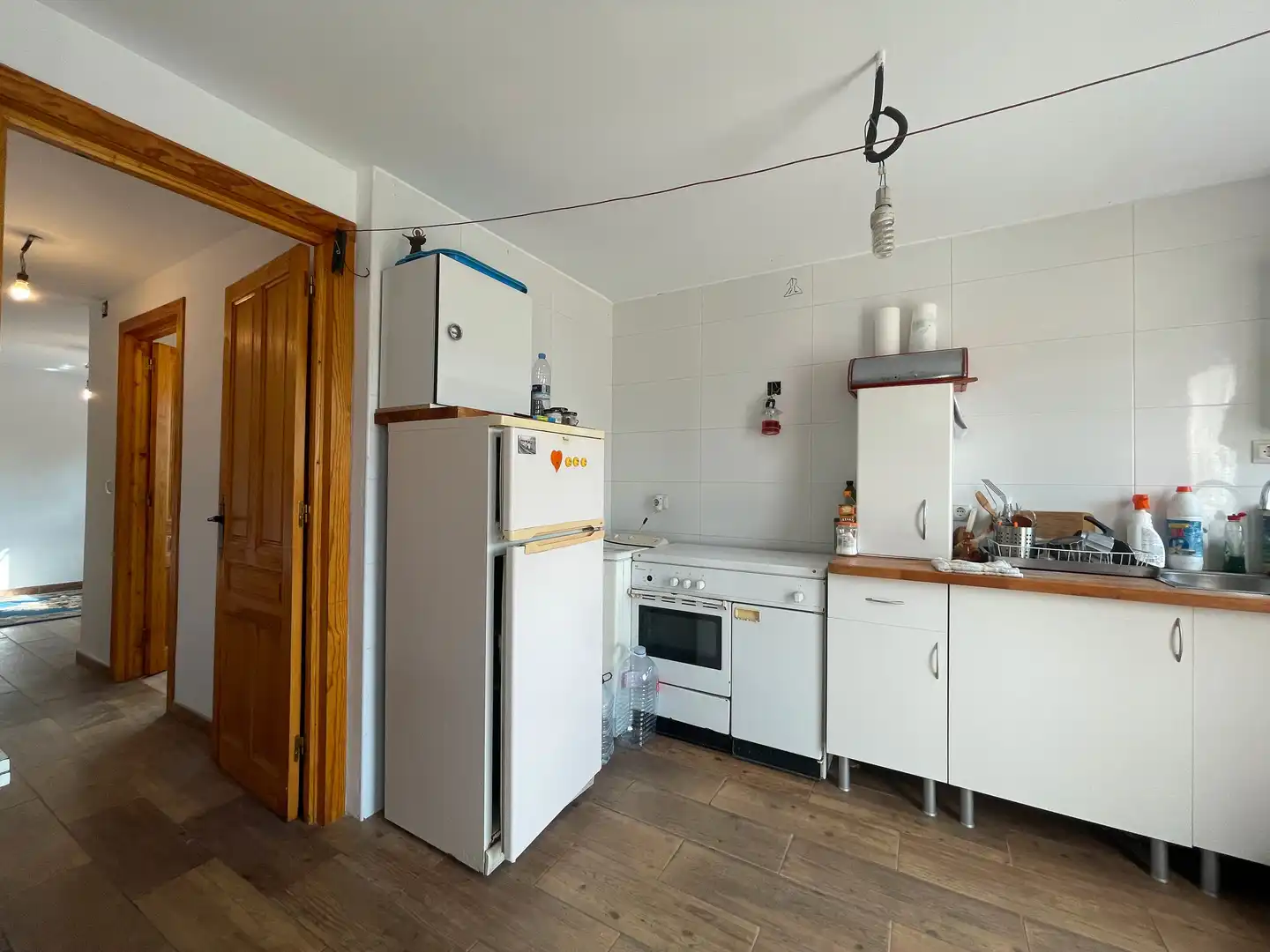 Cocina de Casa o chalet de alquiler en Tudela de Duero con Jardín privado, Horno y Microondas