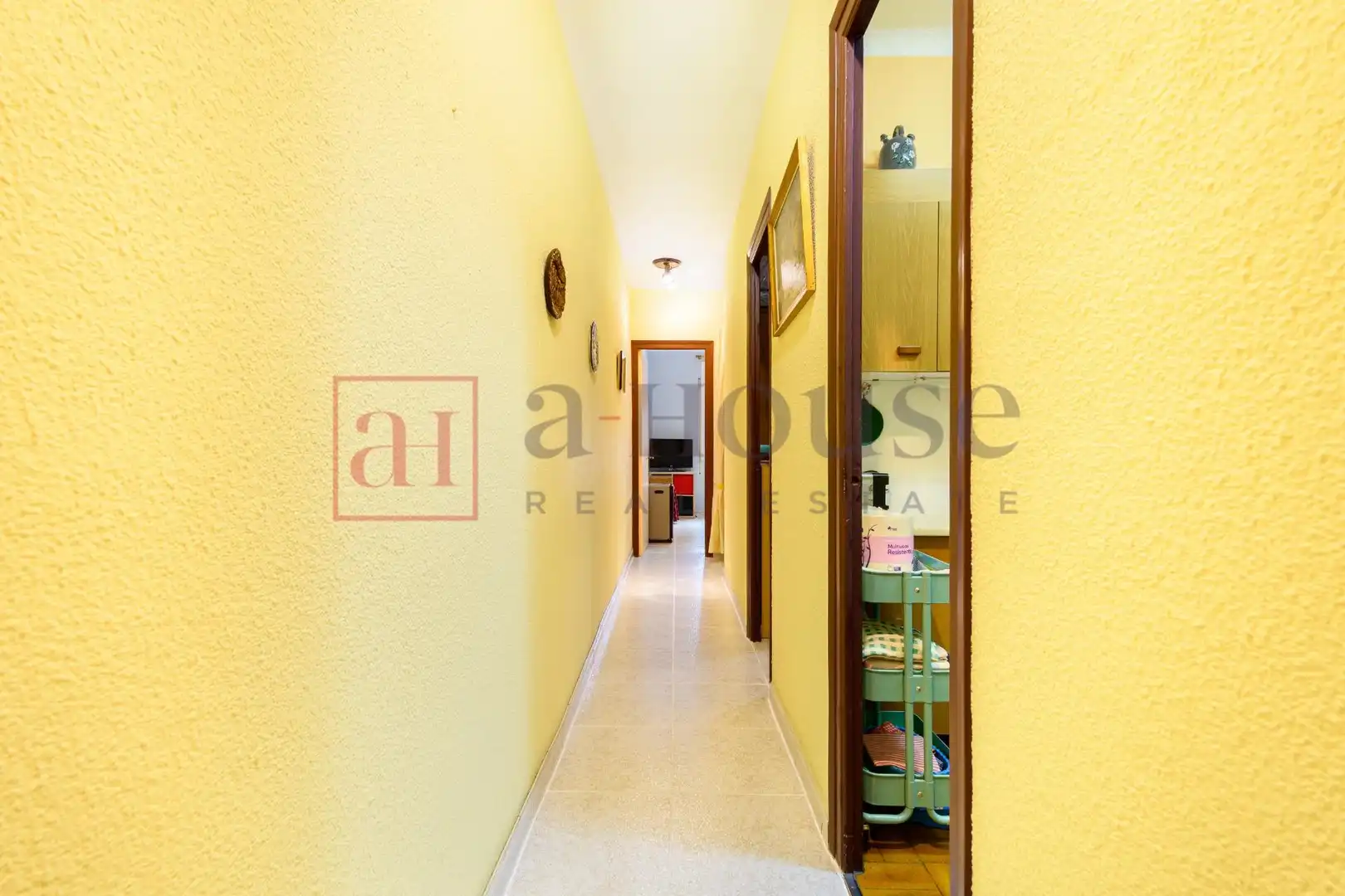 Piso en venta en Barcelona con Terraza, Amueblado y Balcón