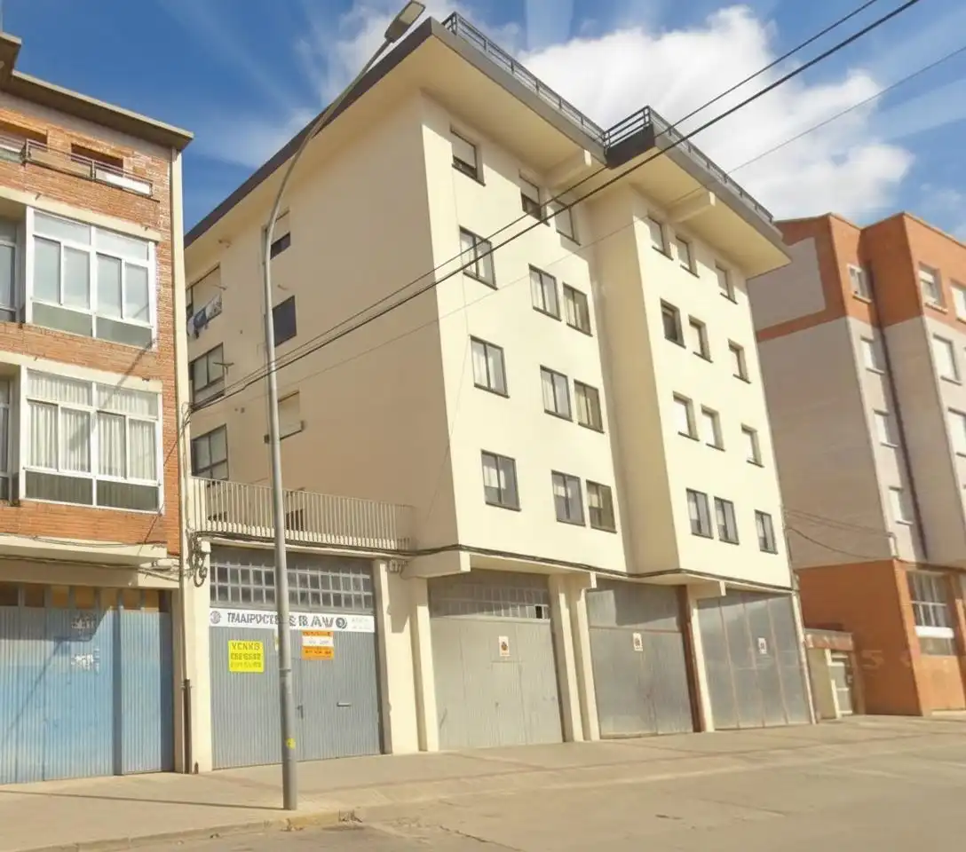 Vista exterior de Pis en venda en Santo Domingo de la Calzada