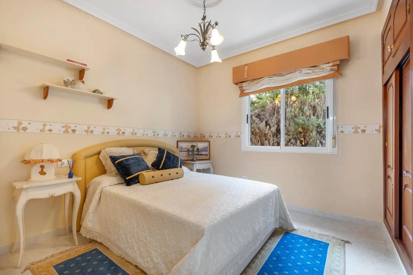 Casa o chalet en venta en Calle de Segovia, Doña Pepa