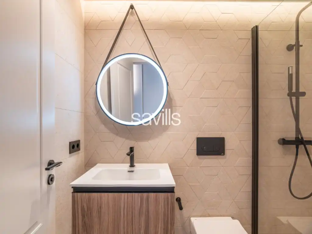 Baño de Apartamento en venta en Barcelona con Aire acondicionado y Terraza