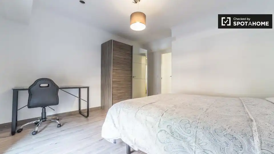 Habitación en El Cabanyal - El Canyamelar