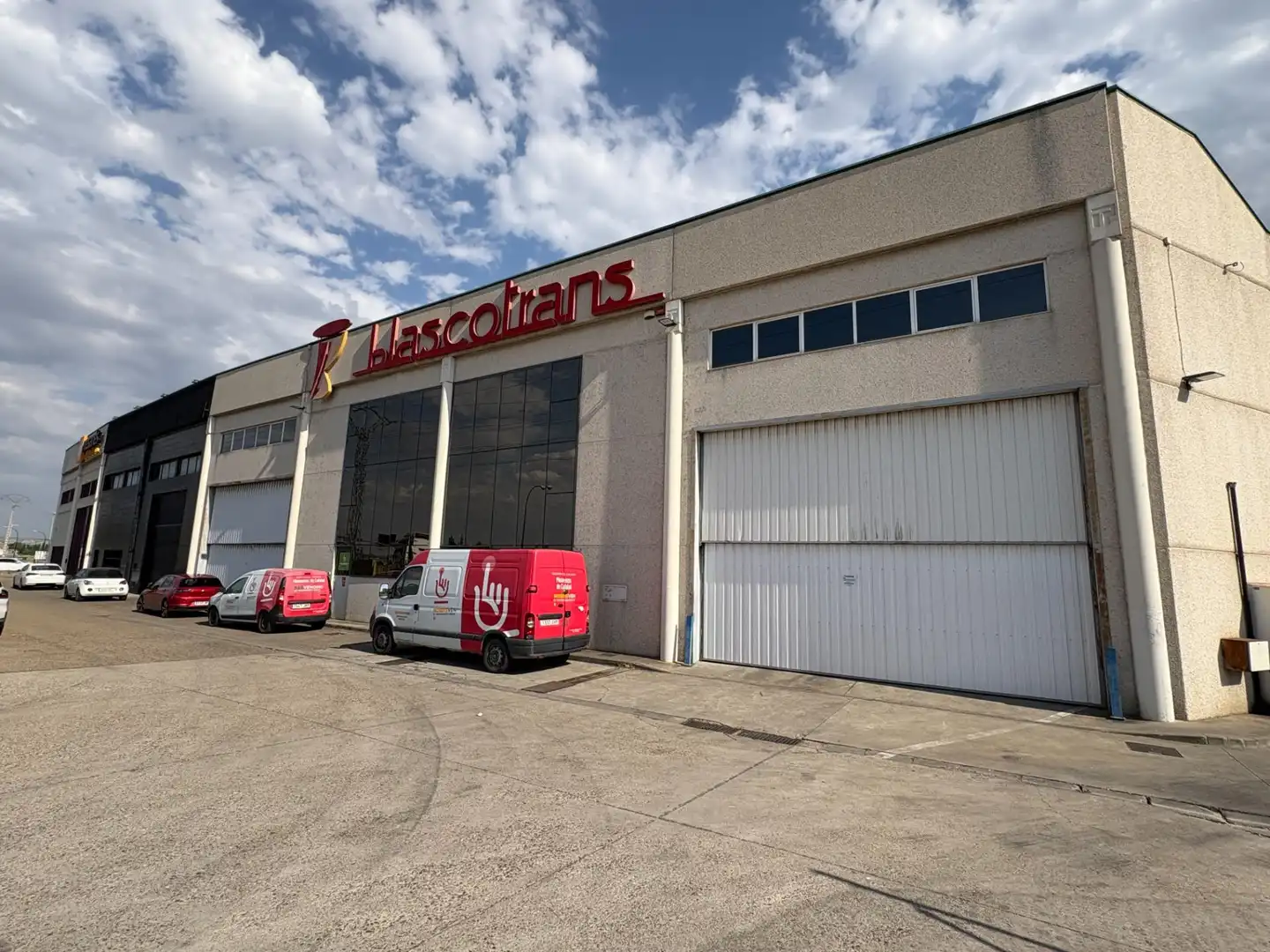 Nau industrial en venda a Santa Isabel - Movera