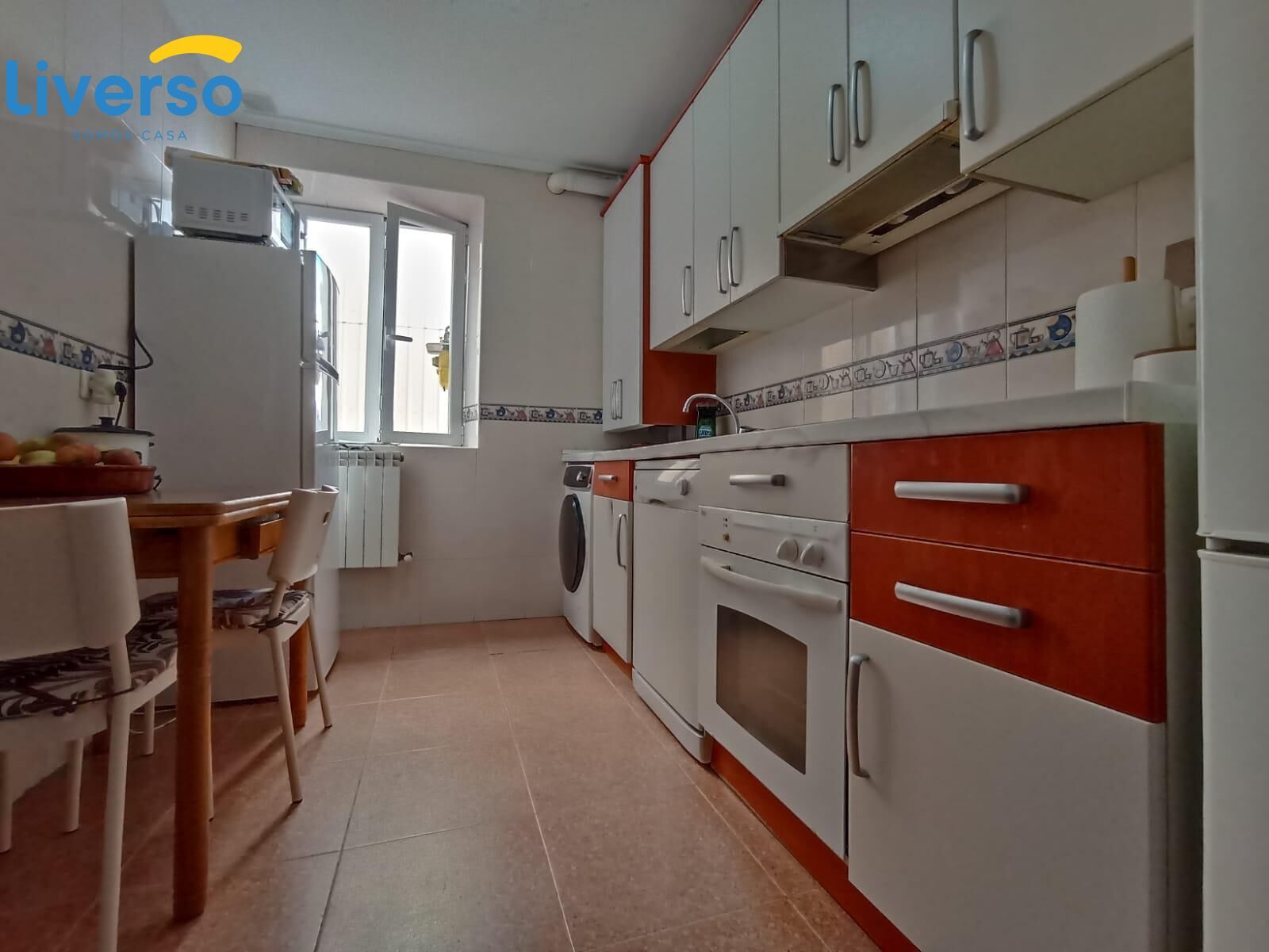 Kitchen of Flat to rent in Burgos Capital  with Heating and Terrace