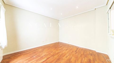 Photo 3 of Flat for rent in Menendez Pelayo, Pacífico, Madrid Capital