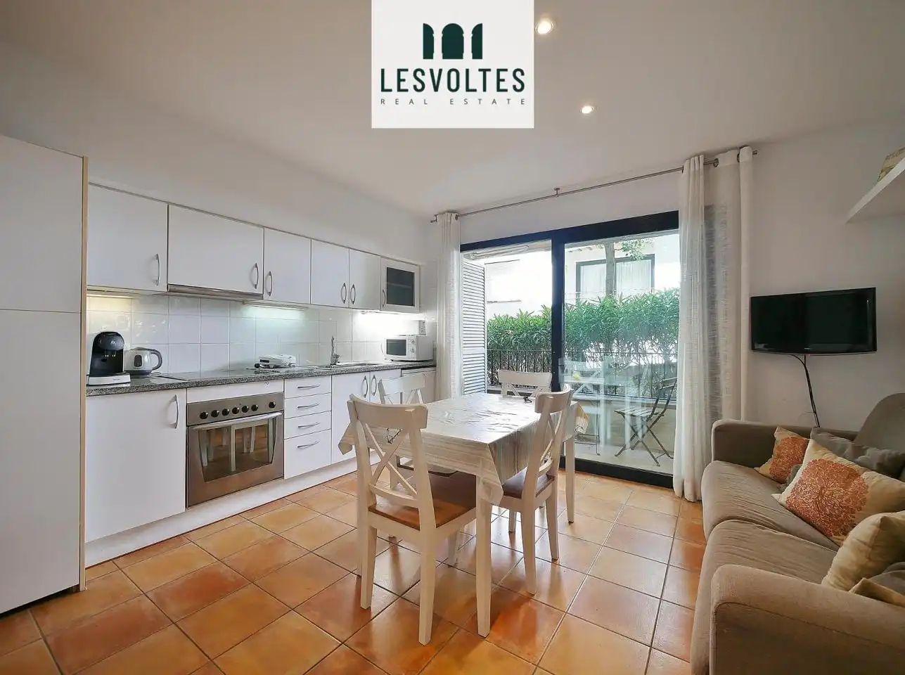 Vista exterior de Apartament de lloguer en Palafrugell amb Calefacció, Terrassa i Moblat
