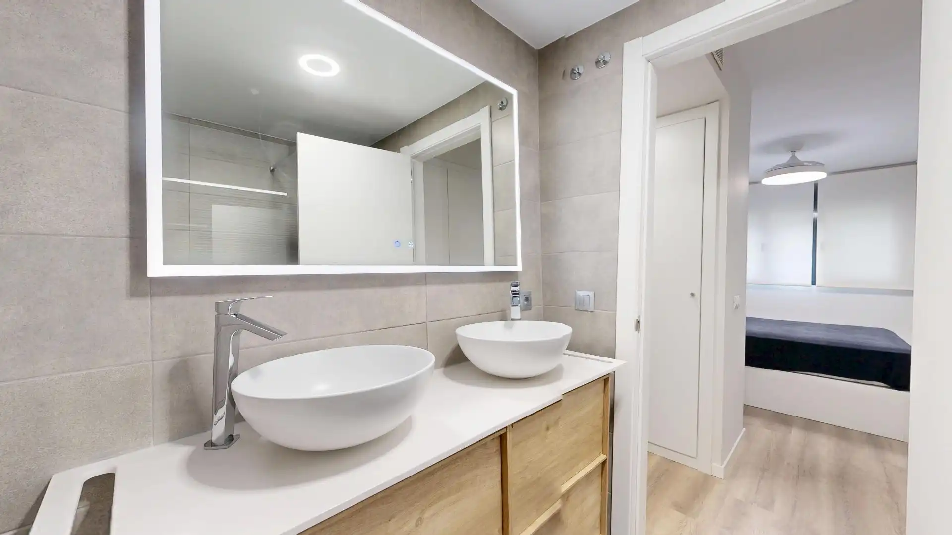 Bathroom of Flat for sale in Benicalap