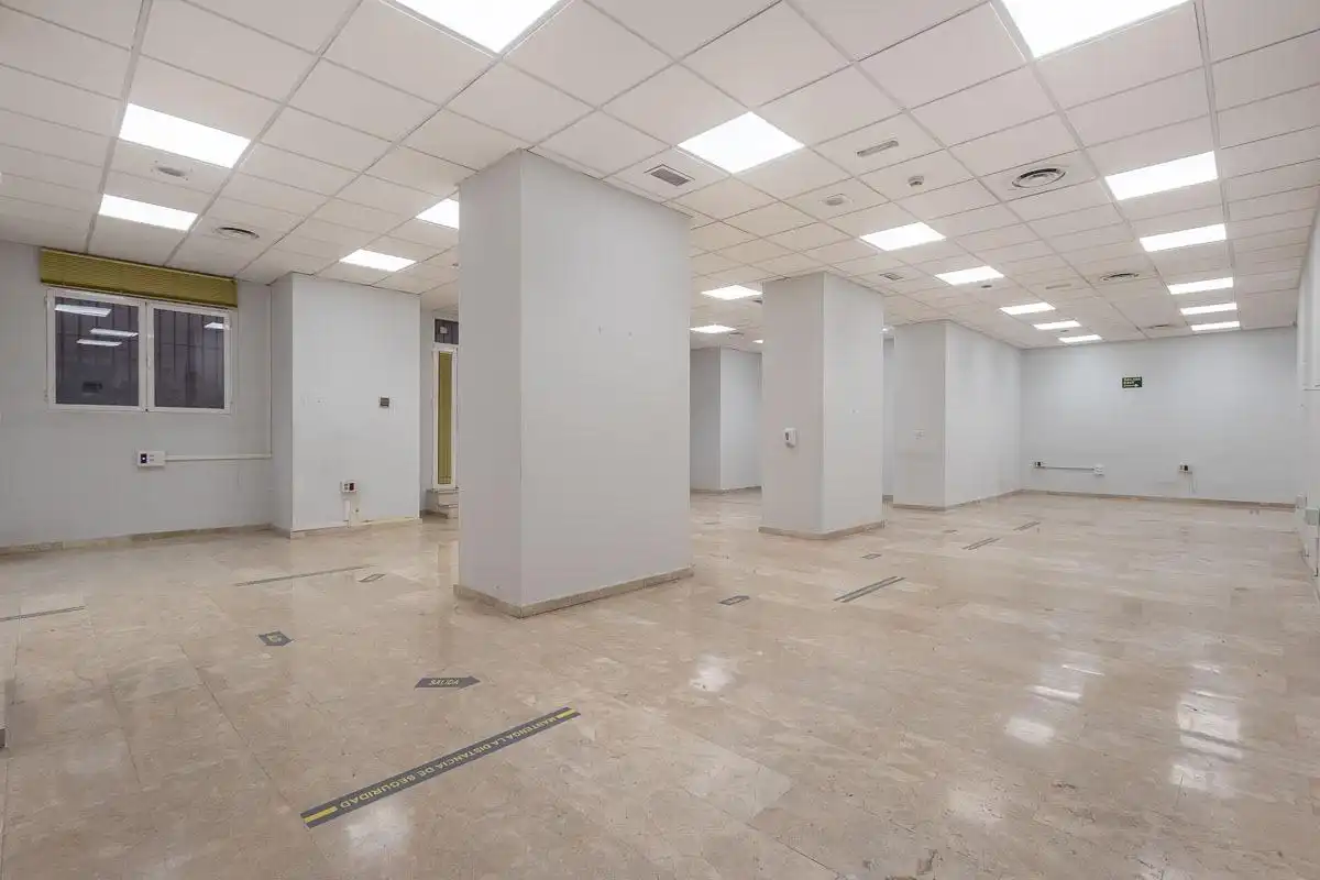 Local comercial de lloguer a Centro, imagen 7