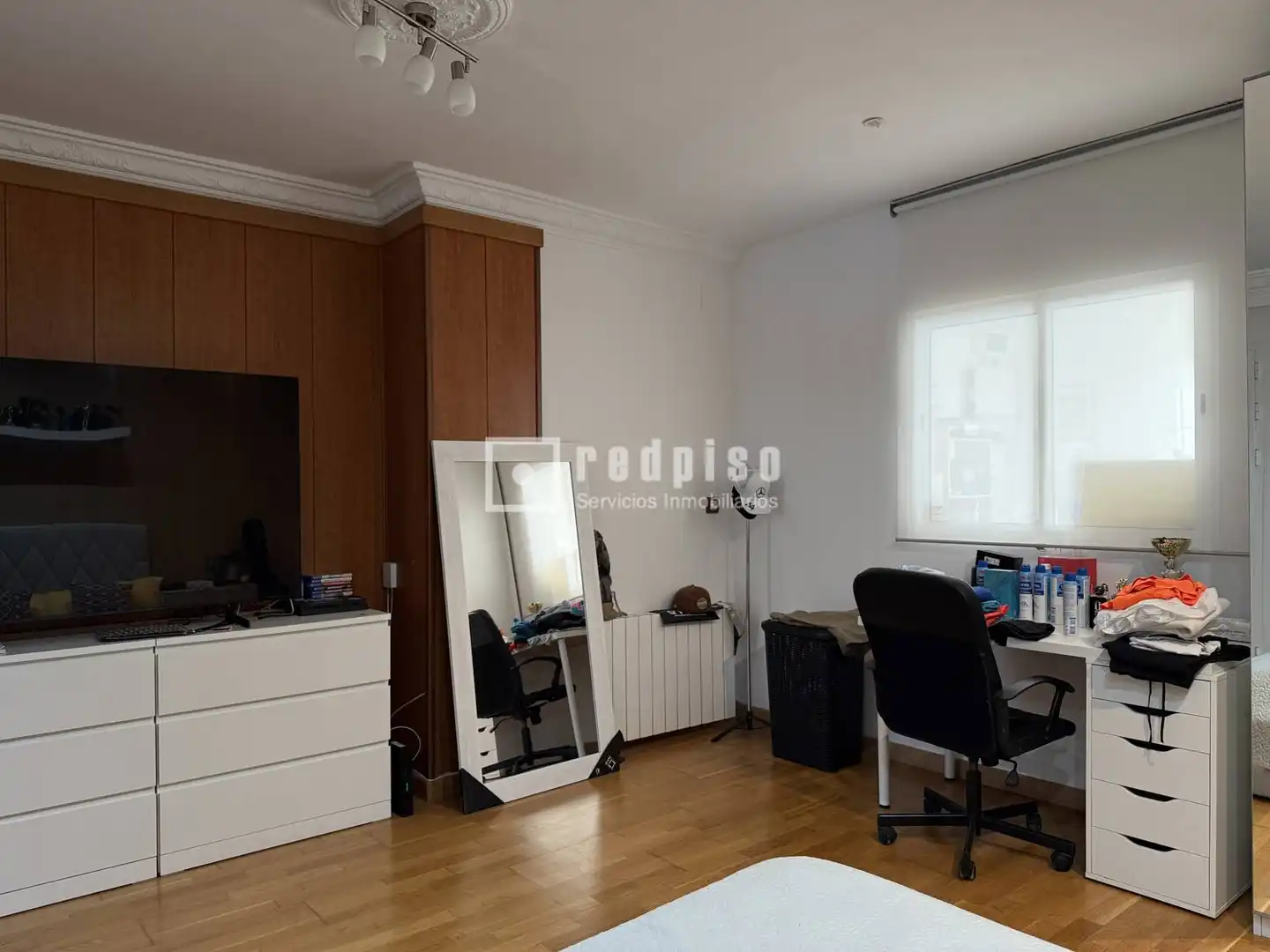 Dormitori de Casa o xalet en venda en Alhaurín de la Torre amb Aire condicionat, Jardí privat i Terrassa