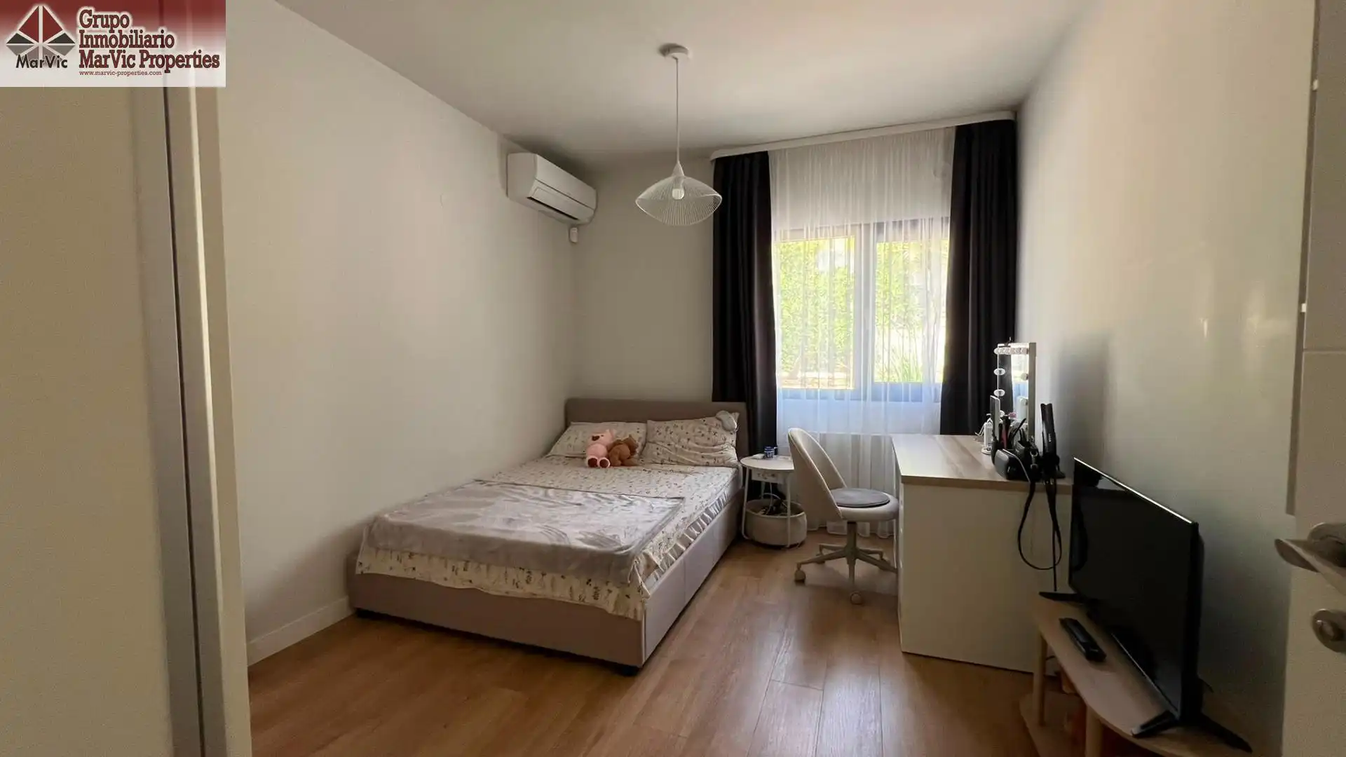 Habitación de Casa o chalet en venta en Benidorm con Aire acondicionado, Terraza y Piscina