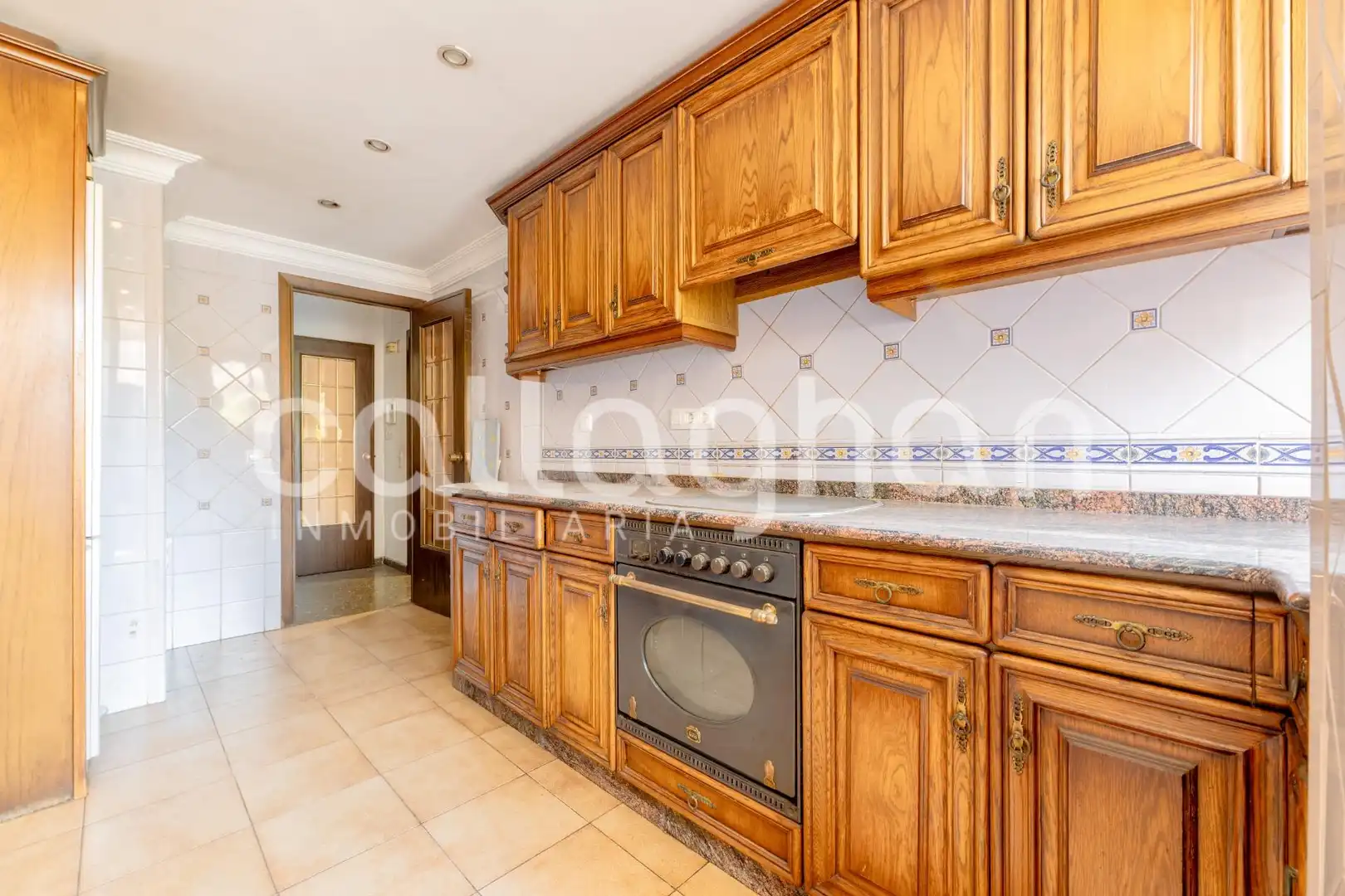 Kitchen of Flat for sale in Valencia