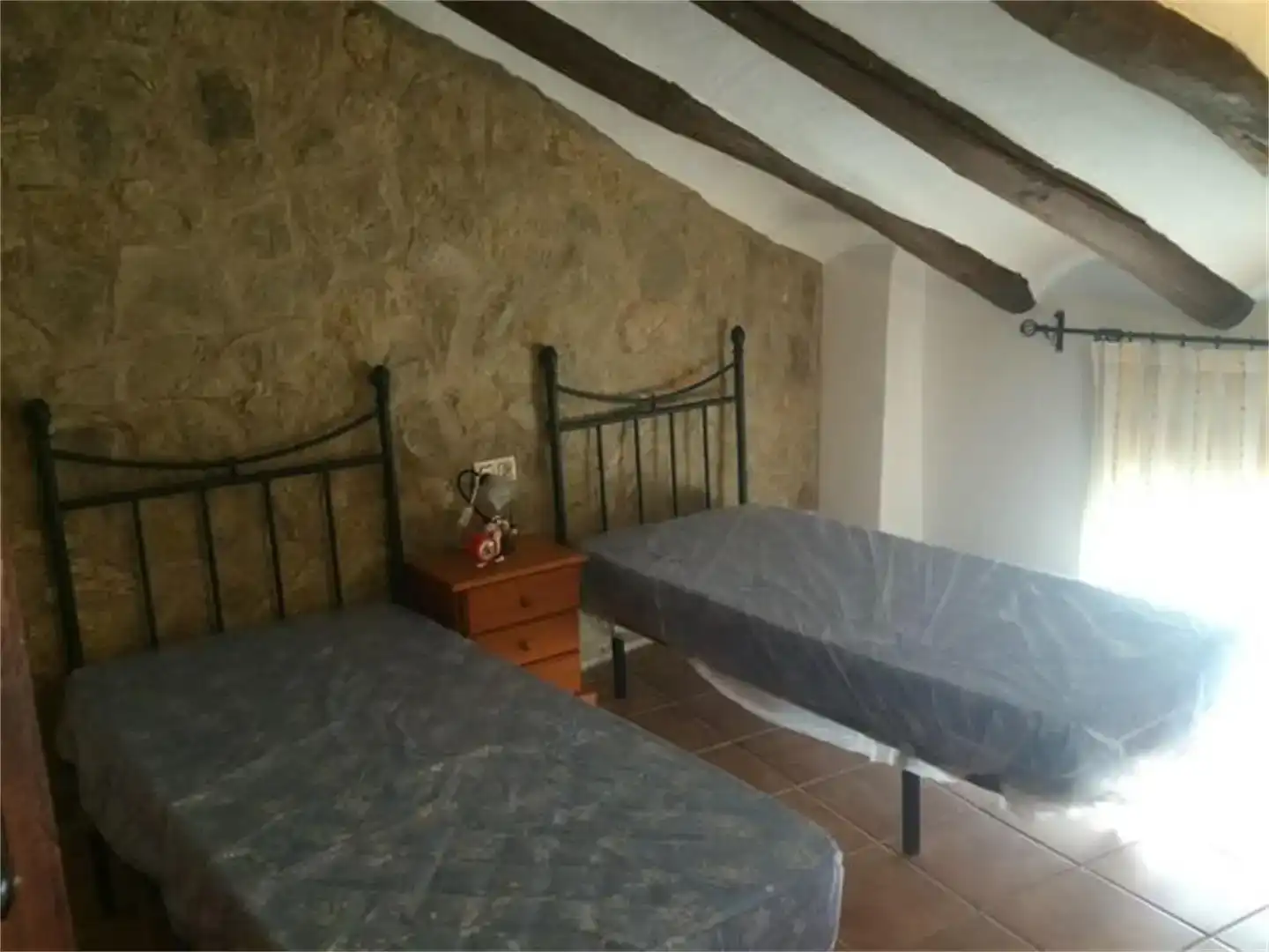 Dormitori de Casa adosada en venda en Perales del Alfambra, Teruel