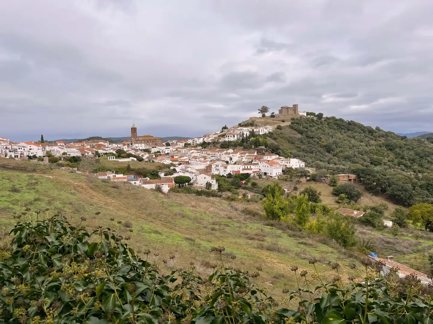 Vista exterior de Casa adosada en venda en Cortegana amb Terrassa