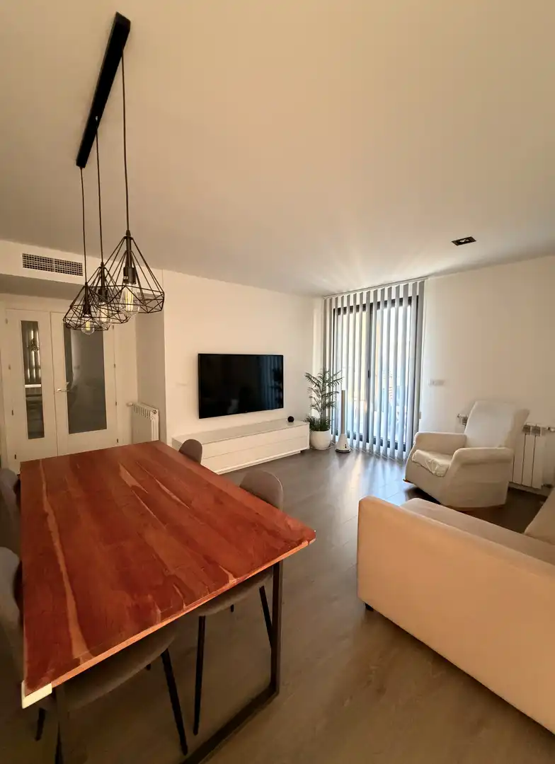 Living room of Flat for sale in  Valencia Capital  with Air Conditioner, Terrace and Swimming Pool