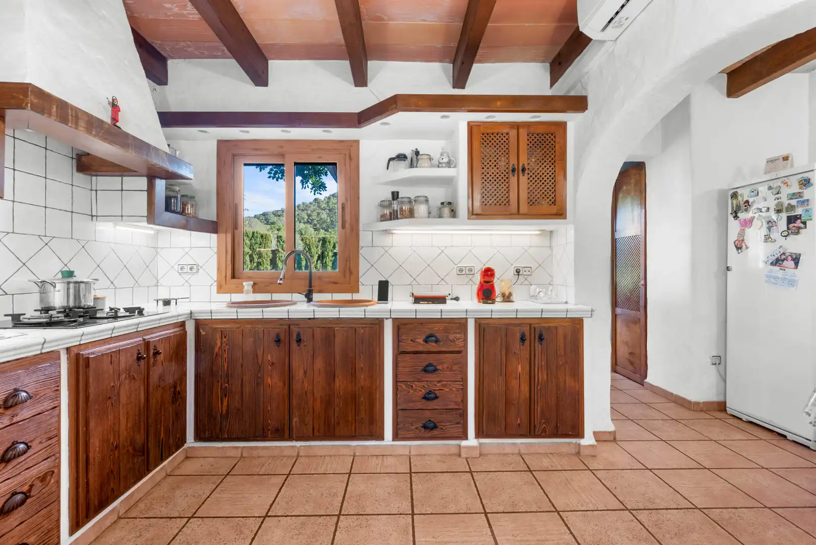 Küche von Country house zum Verkauf in Calvià mit Klimaanlage, Heizung und Terrasse
