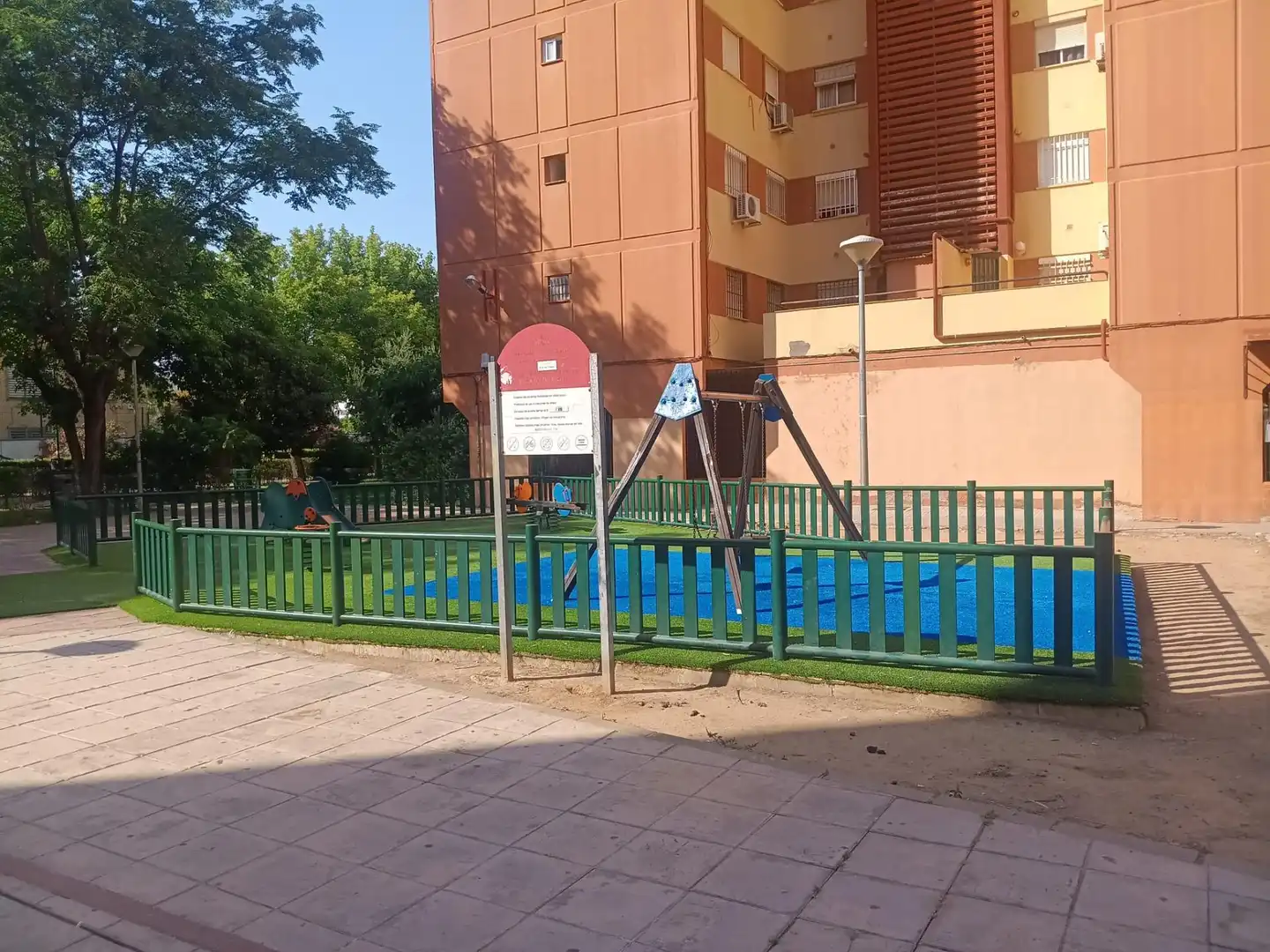 Parking of Flat for sale in Sevilla  with Air Conditioner, Parquet flooring and Terrace