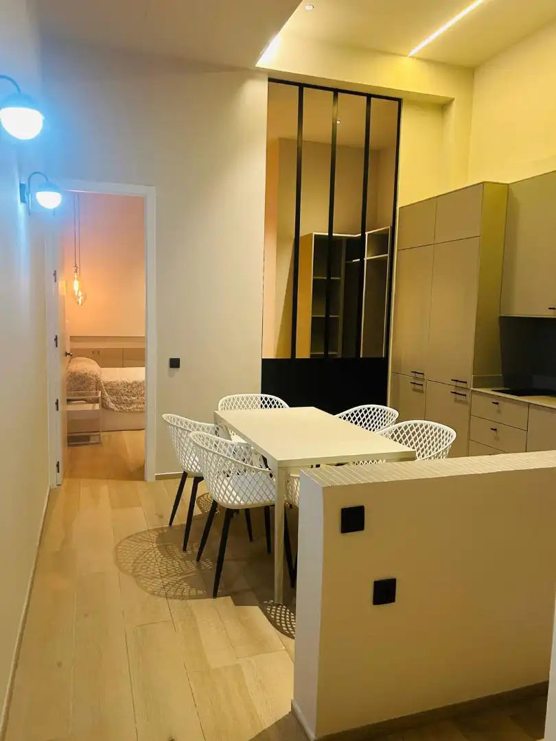 Comedor de Apartamento de alquiler en Madrid con Aire acondicionado, Calefacción y Amueblado