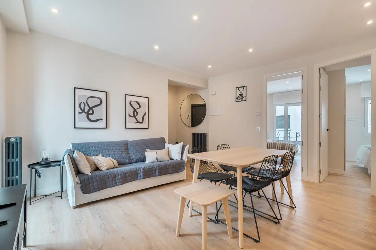 Living room of Flat for rent in Madrid  with Air Conditioner, Heating and Terrace