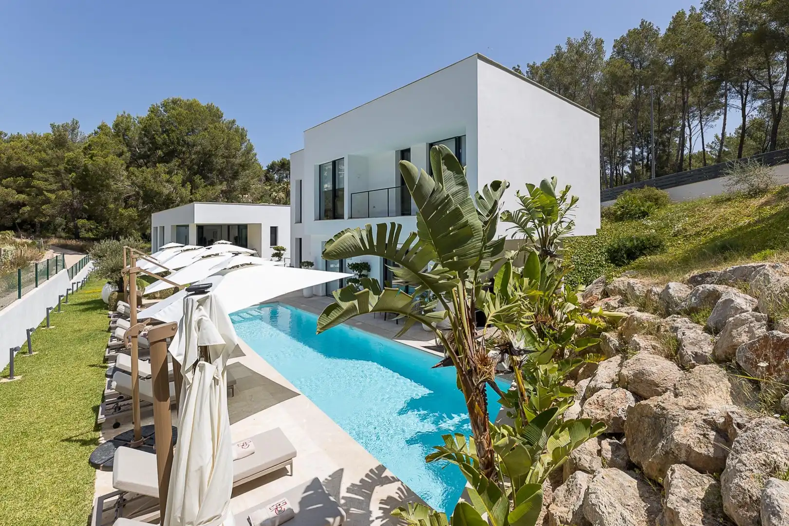 Vista exterior de Casa o xalet en venda en  Palma de Mallorca amb Aire condicionat, Calefacció i Jardí privat