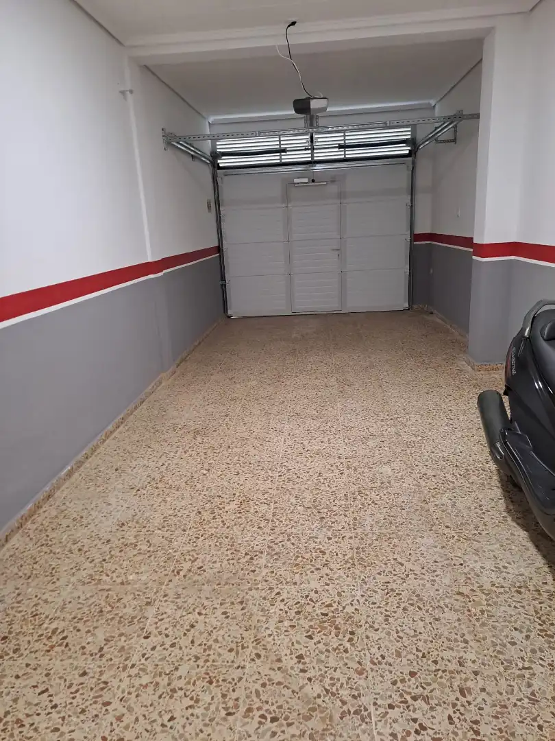 Moto à louer à Carrer d'Ausiàs March, imagen 2