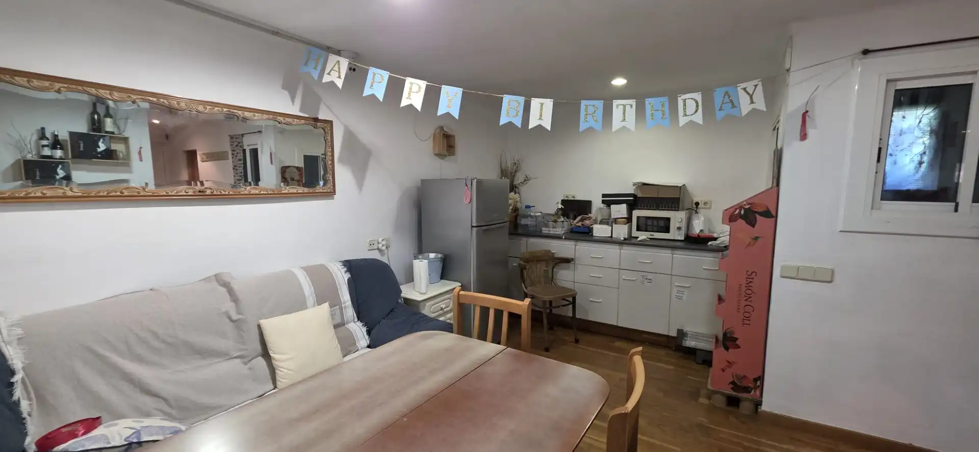 Cuina de Local en venda en Barcelona amb Aire condicionat, Calefacció i Terrassa