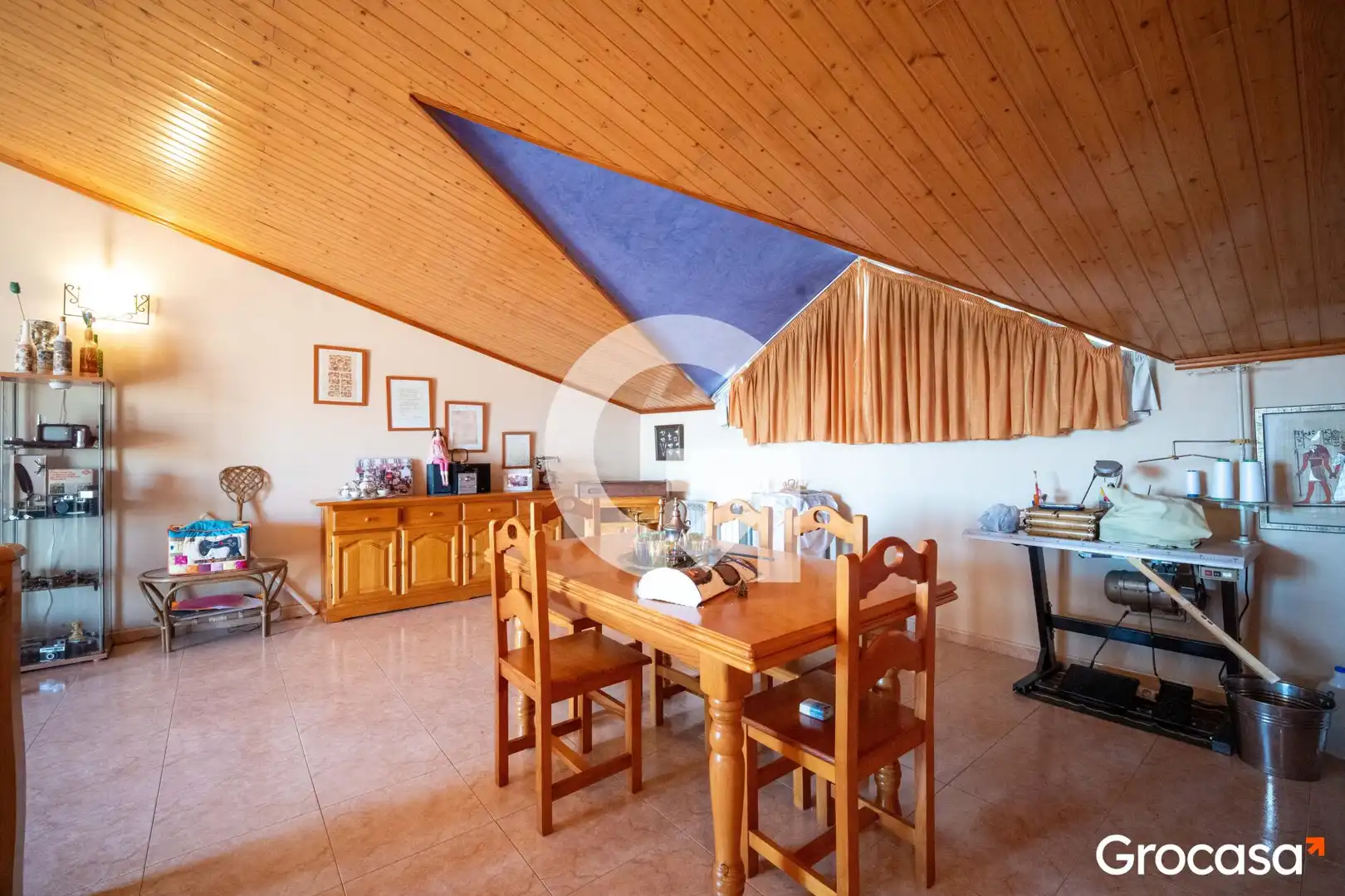 Comedor de Casa adosada en venta en Mataró con Aire acondicionado, Calefacción y Jardín privado