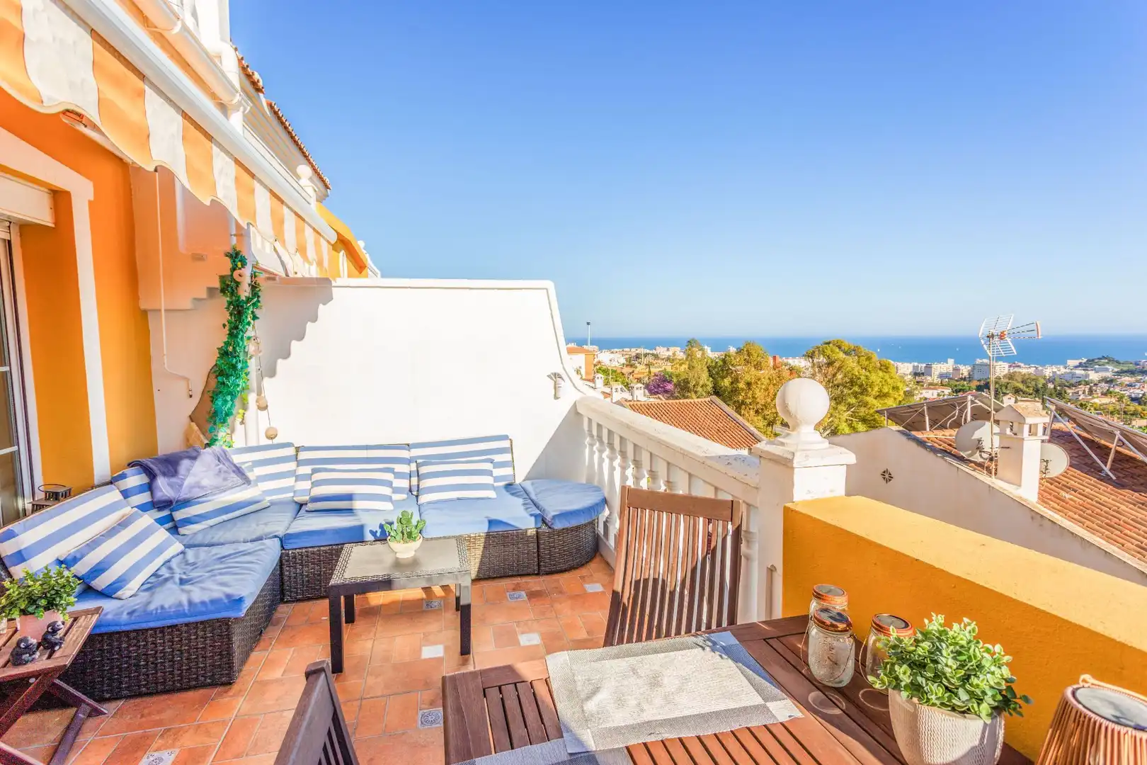 Terrace of Detached homes for sale in Benalmádena  with Air Conditioner, Heating and Private garden