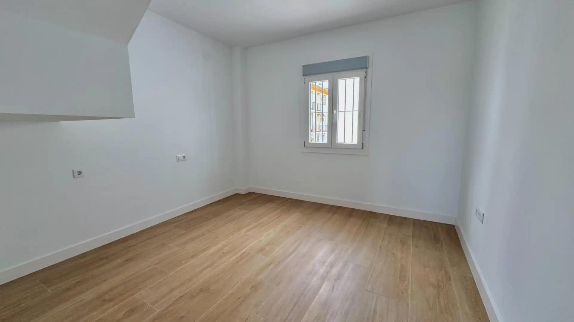 Habitación de Casa adosada en venta en Campillos con Jardín privado y Terraza