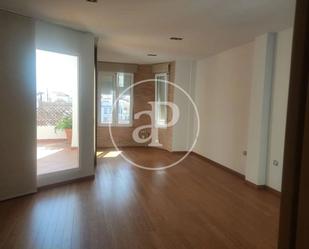 Sala d'estar de Àtic de lloguer en  Valencia Capital amb Aire condicionat, Calefacció i Terrassa