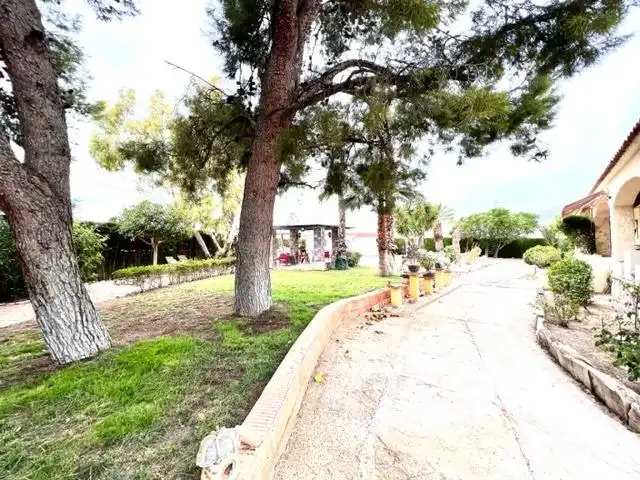 Jardín de Casa o chalet en venta en Alicante / Alacant con Calefacción, Jardín privado y Trastero