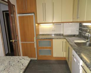 Kitchen of Flat to rent in  Barcelona Capital  with Air Conditioner, Heating and Terrace